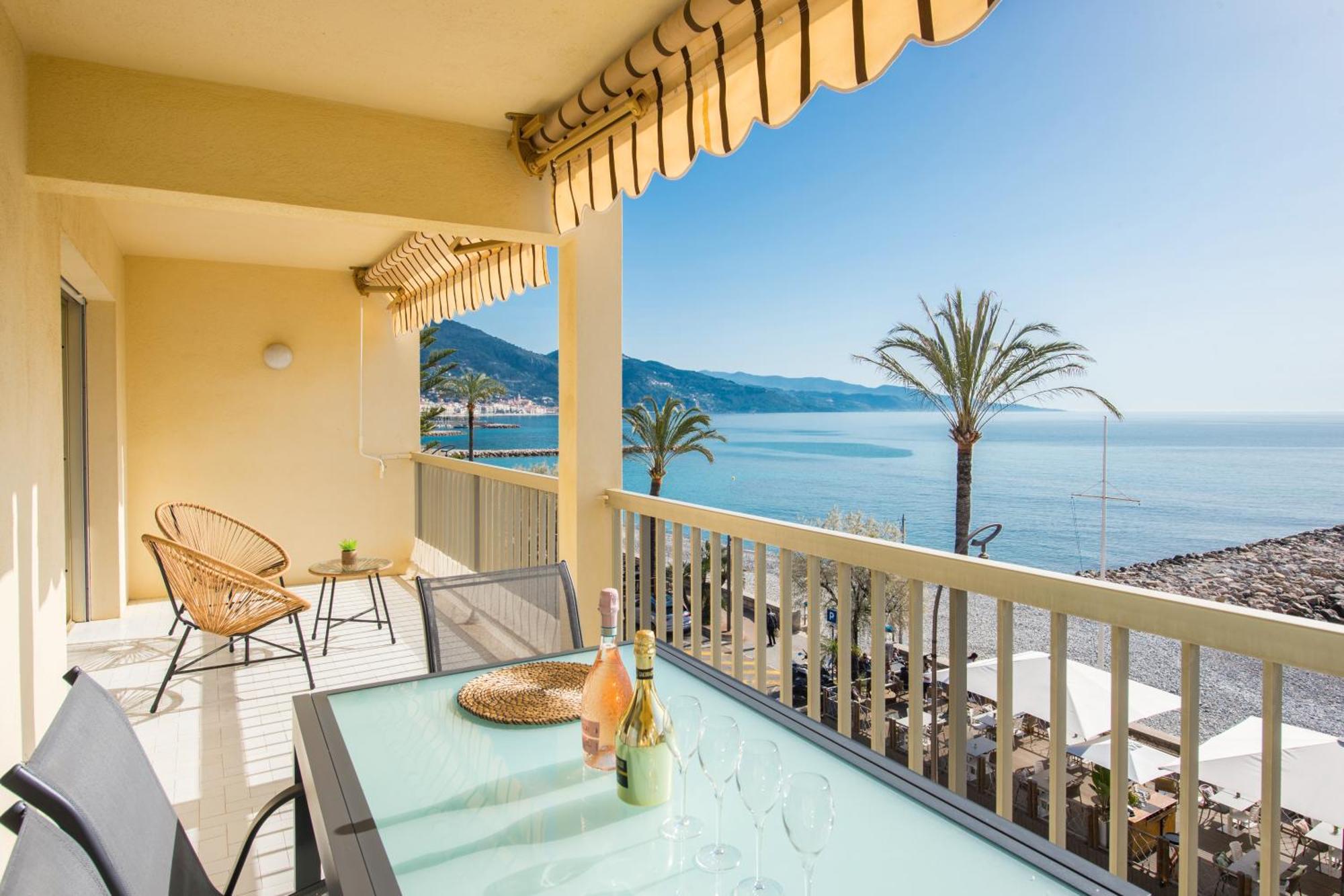 Roquebrune Plage - Terrace Splendid Sea View - BW Exterior photo